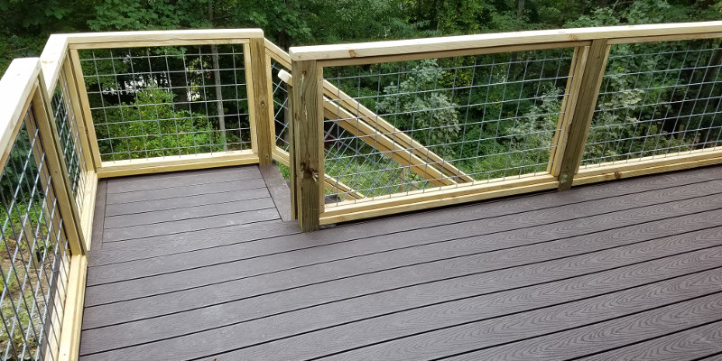 Deck Handrail Options in Asheville, North Carolina