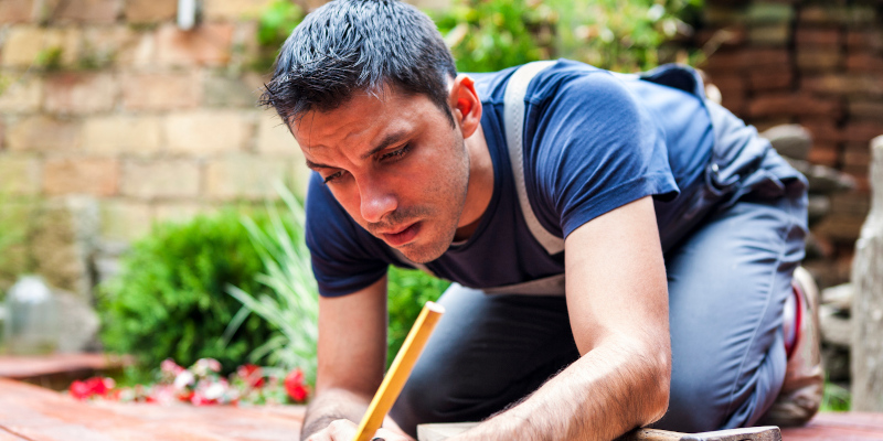 Four Qualities to Look for in Your Next Deck Contractor