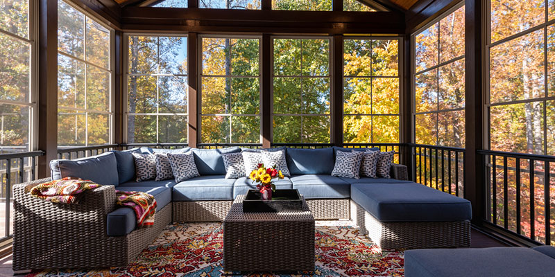 Enjoy the Outdoors Without Menacing Pests On a Screened Porch